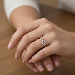 Women's Ring Madison in 10K Yellow Gold and 0.11CTW Diamonds